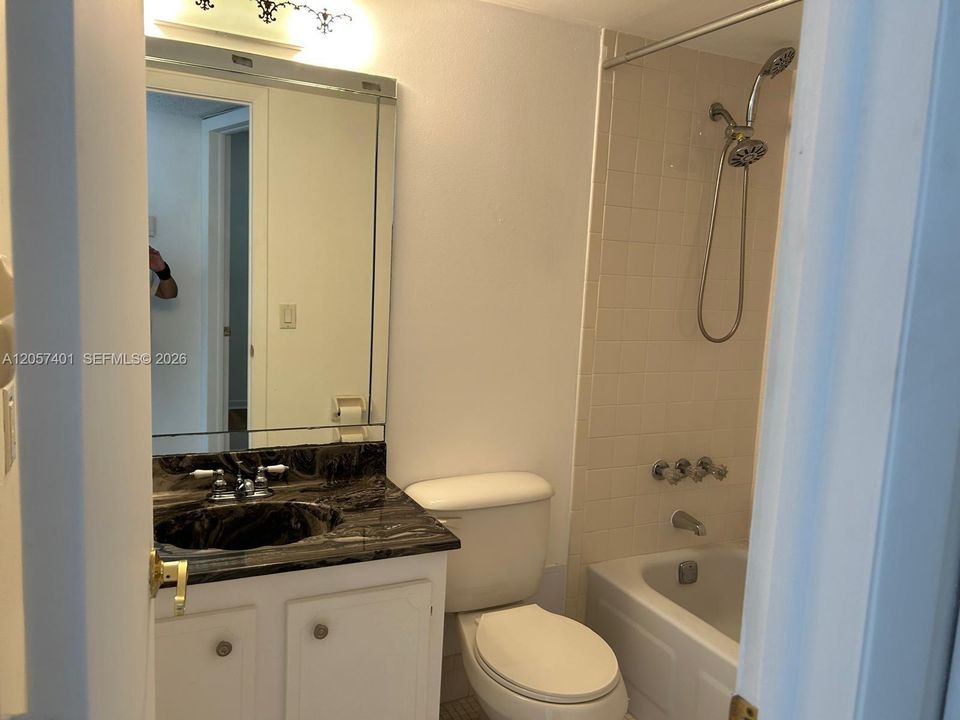 En Renta: $1,750 (2 camas, 2 baños, 880 Pies cuadrados)