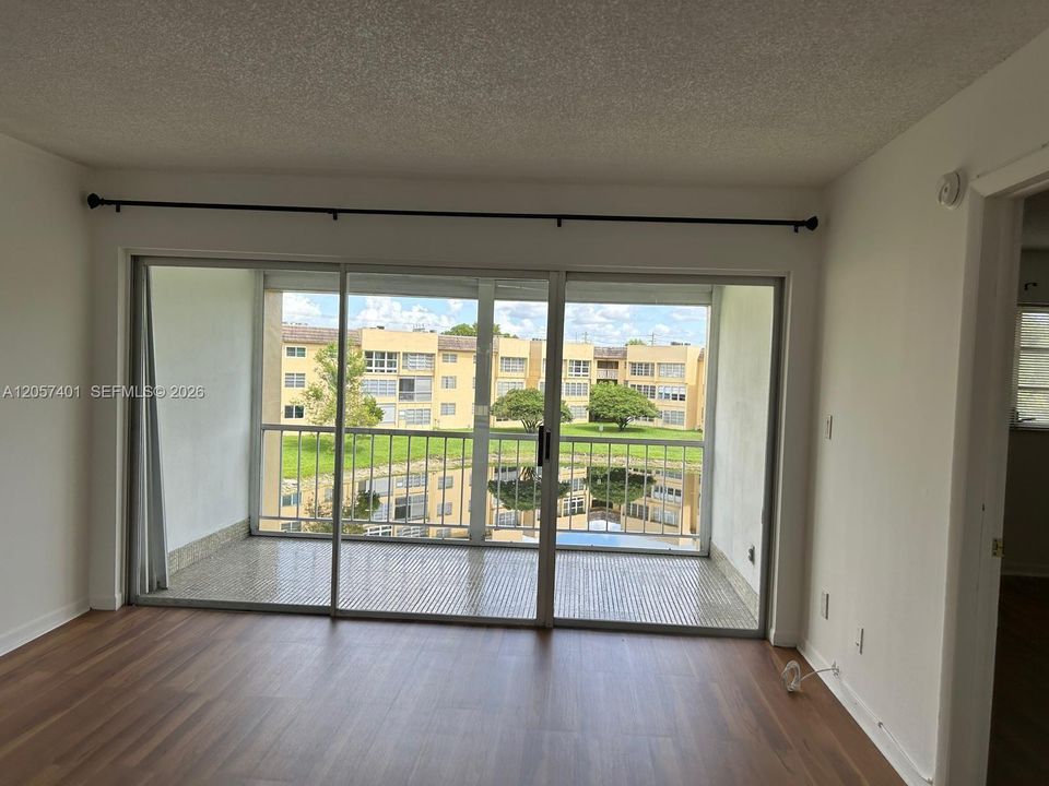 En Renta: $1,750 (2 camas, 2 baños, 880 Pies cuadrados)