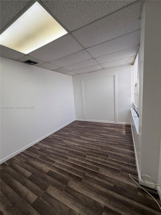 В аренду: $900 (0 спален, 0 ванн, 0 Квадратных фут)