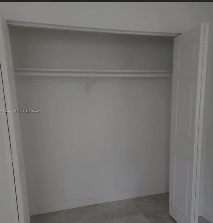 En Renta: $2,000 (2 camas, 2 baños, 2645 Pies cuadrados)