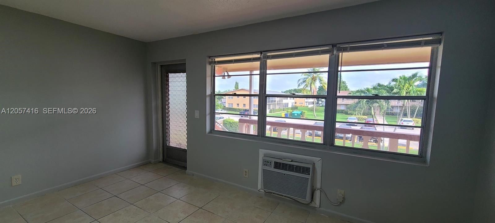 В аренду: $1,400 (1 спален, 1 ванн, 615 Квадратных фут)