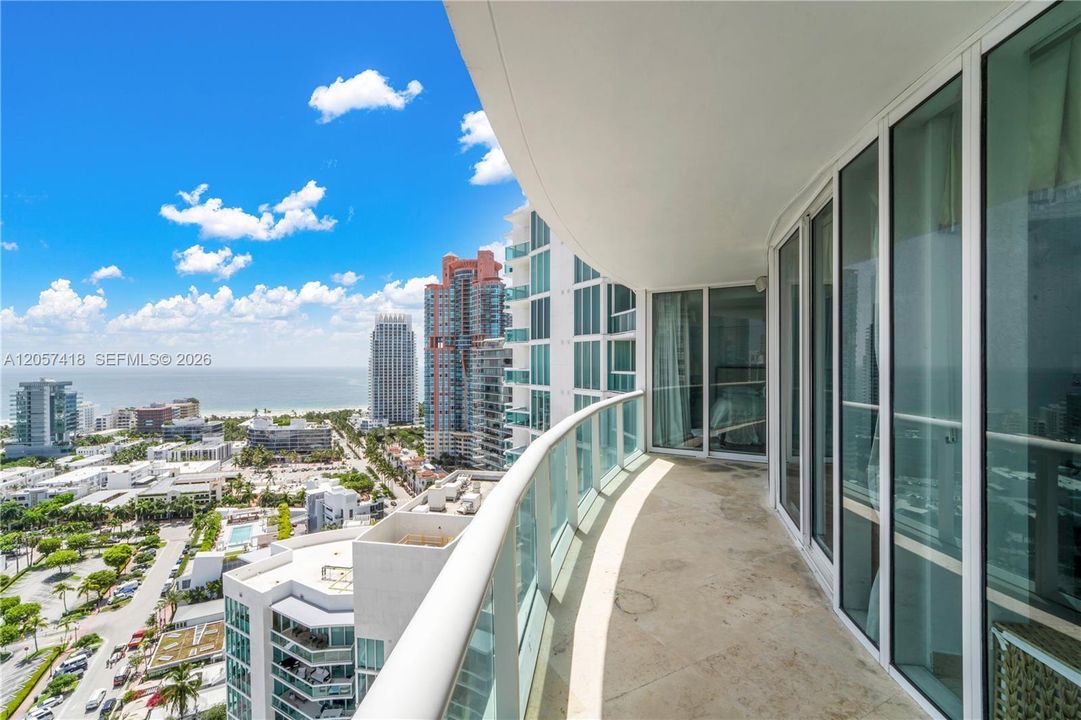 En Venta: $11,000,000 (3 camas, 3 baños, 3365 Pies cuadrados)