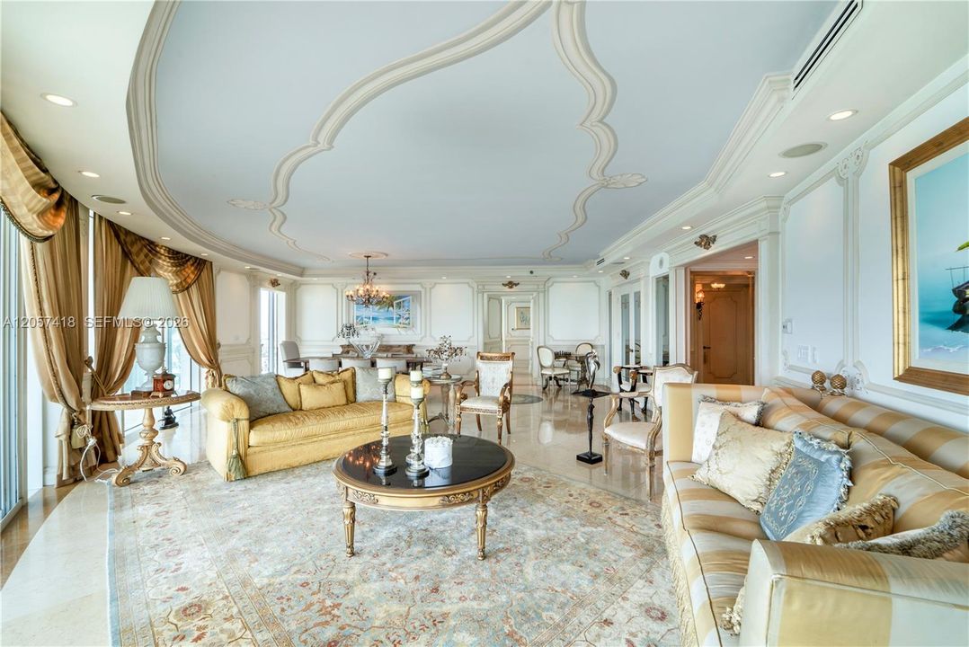 En Venta: $11,000,000 (3 camas, 3 baños, 3365 Pies cuadrados)