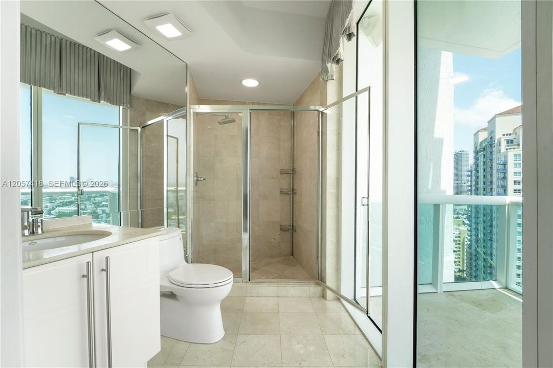 En Venta: $11,000,000 (3 camas, 3 baños, 3365 Pies cuadrados)