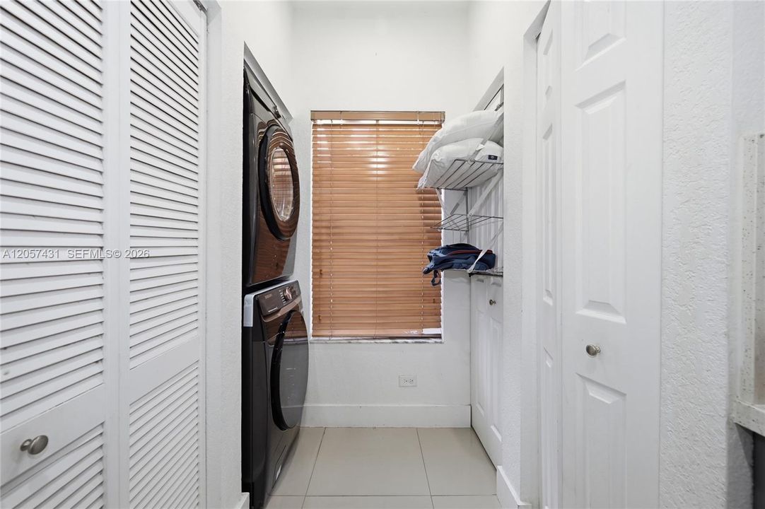 En Renta: $2,850 (3 camas, 2 baños, 1251 Pies cuadrados)