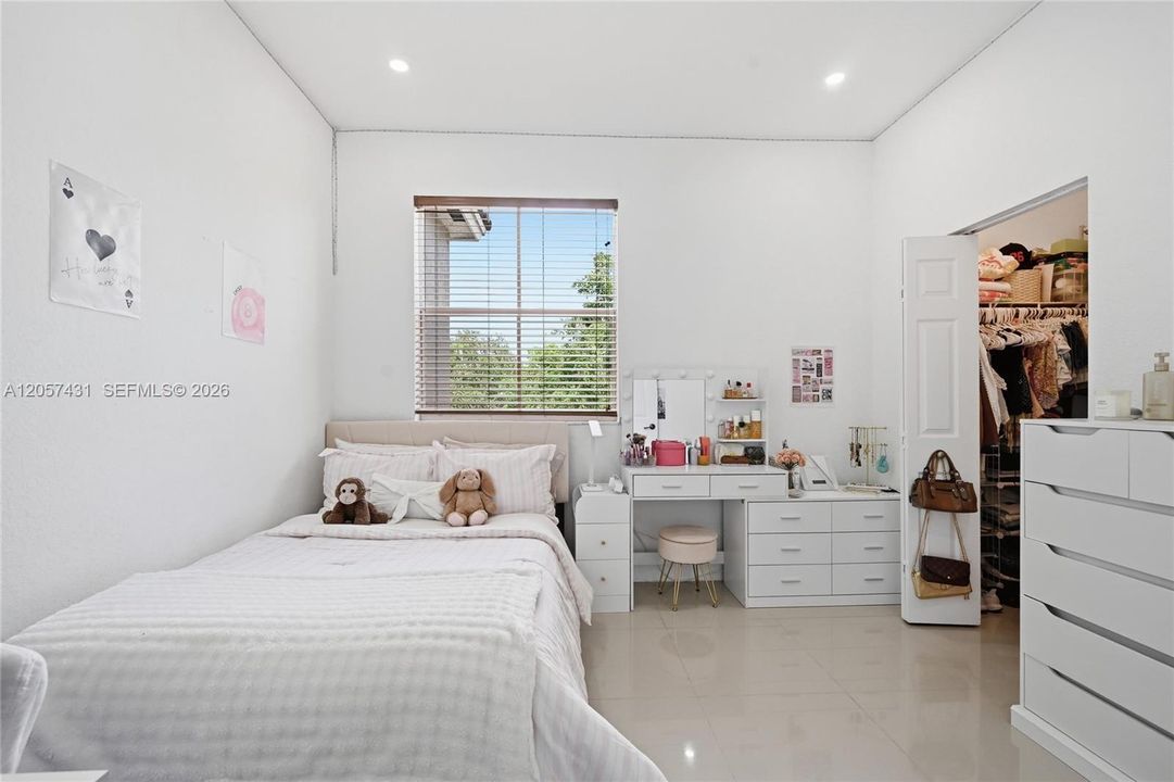 En Renta: $2,850 (3 camas, 2 baños, 1251 Pies cuadrados)