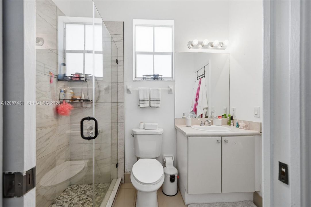 En Renta: $2,850 (3 camas, 2 baños, 1251 Pies cuadrados)