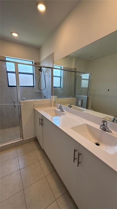 В аренду: $2,650 (3 спален, 2 ванн, 1442 Квадратных фут)