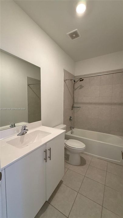 В аренду: $2,650 (3 спален, 2 ванн, 1442 Квадратных фут)