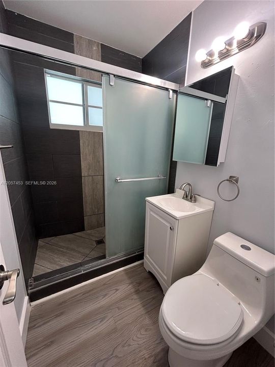 В аренду: $1,950 (1 спален, 1 ванн, 570 Квадратных фут)