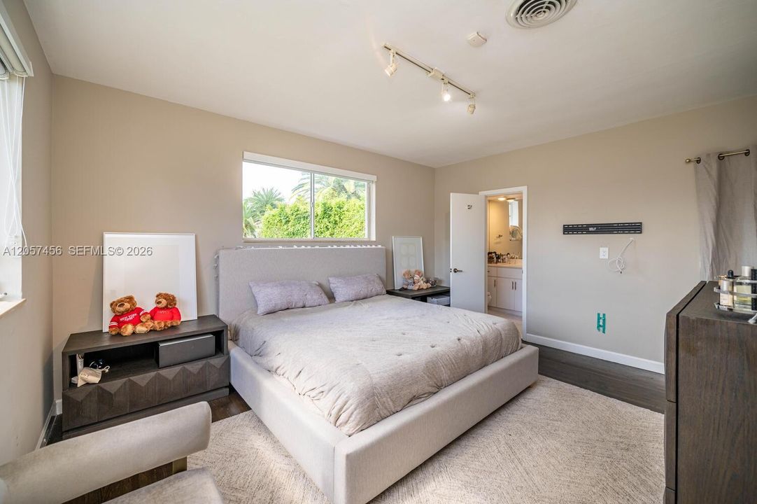 En Renta: $9,500 (3 camas, 2 baños, 1889 Pies cuadrados)