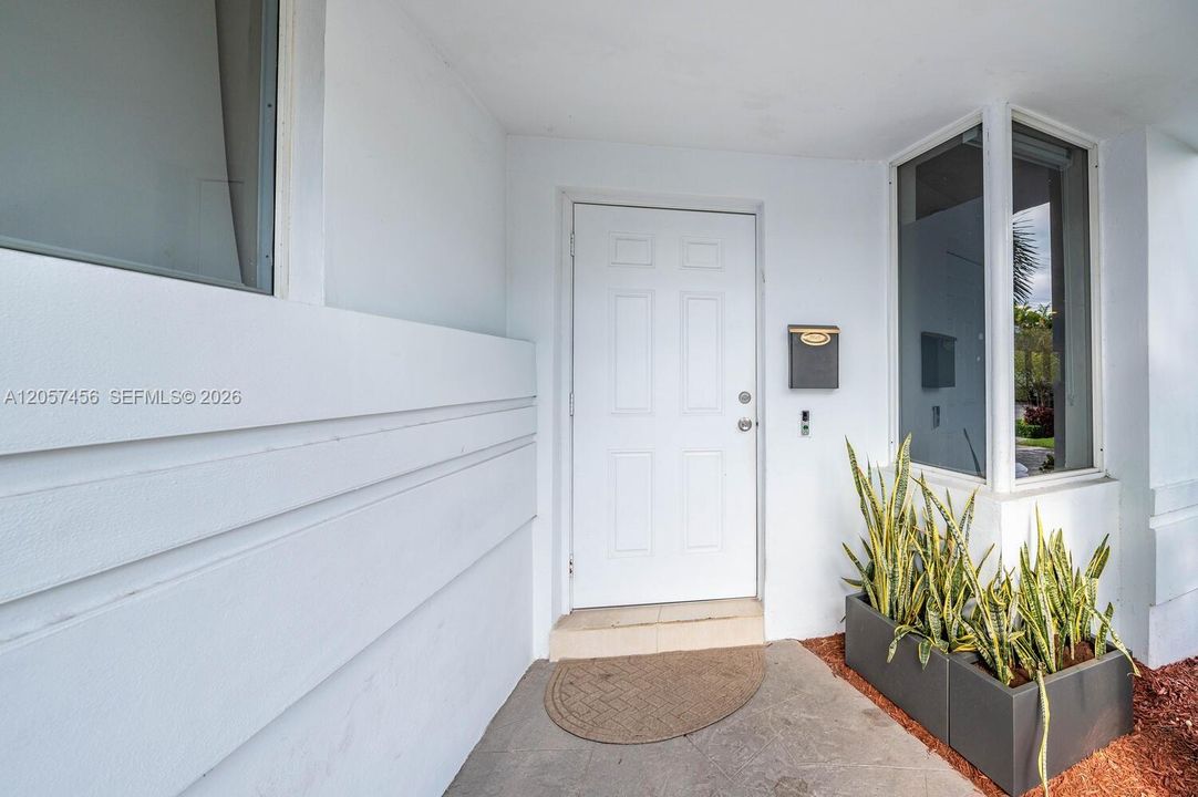 En Renta: $9,500 (3 camas, 2 baños, 1889 Pies cuadrados)