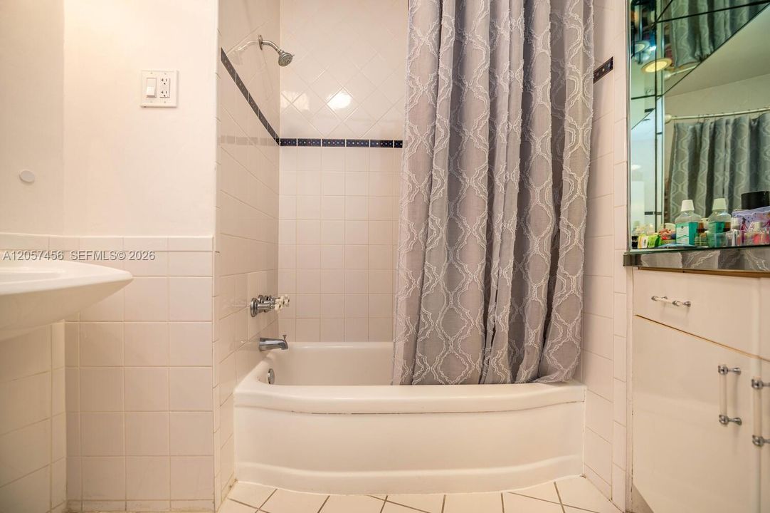 En Renta: $9,500 (3 camas, 2 baños, 1889 Pies cuadrados)
