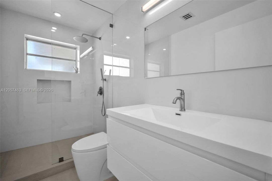 В аренду: $5,700 (3 спален, 2 ванн, 1482 Квадратных фут)