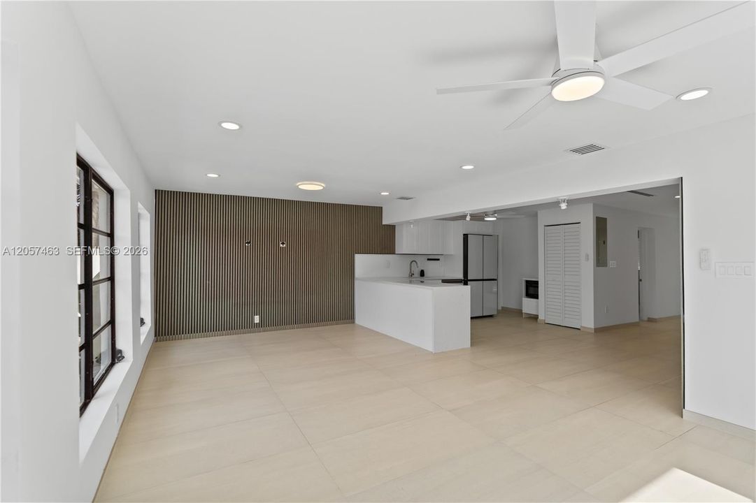 В аренду: $5,700 (3 спален, 2 ванн, 1482 Квадратных фут)