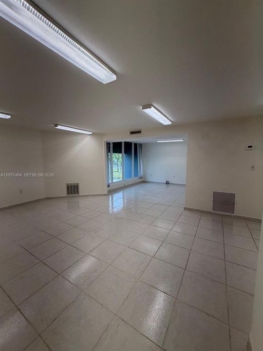 B2 UPSTAIRS OFFICE