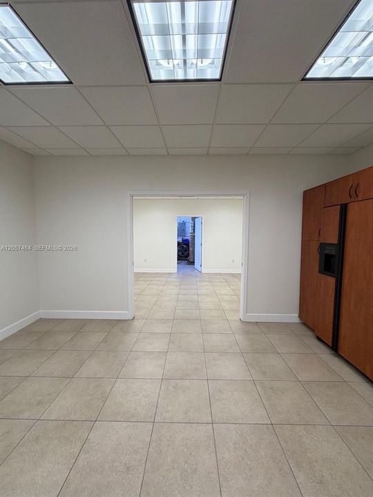 B2 OFFICE