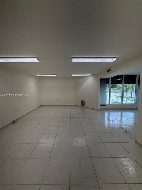 B2 UPSTAIRS OFFICE