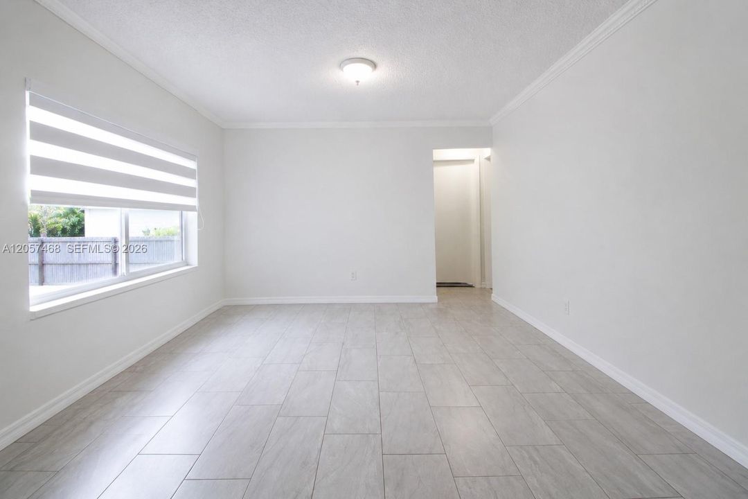 For Sale: $580,000 (3 beds, 2 baths, 1655 Square Feet)