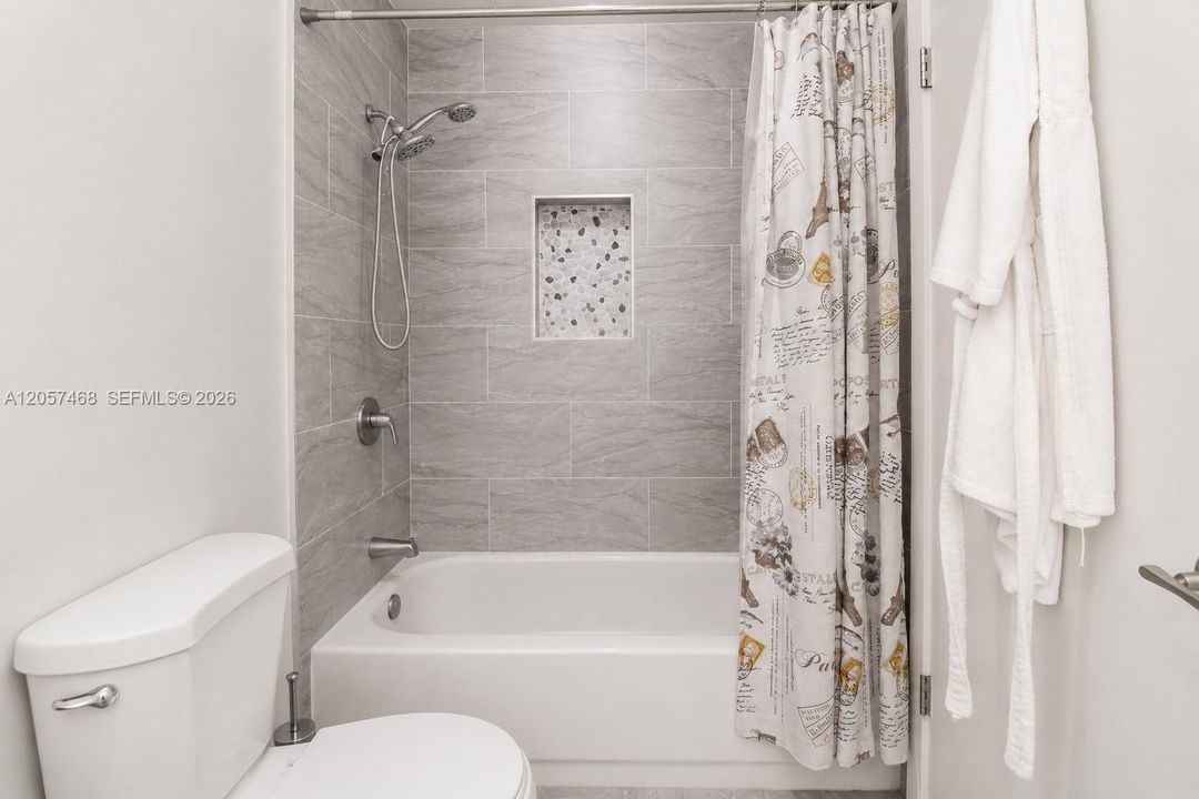 For Sale: $580,000 (3 beds, 2 baths, 1655 Square Feet)