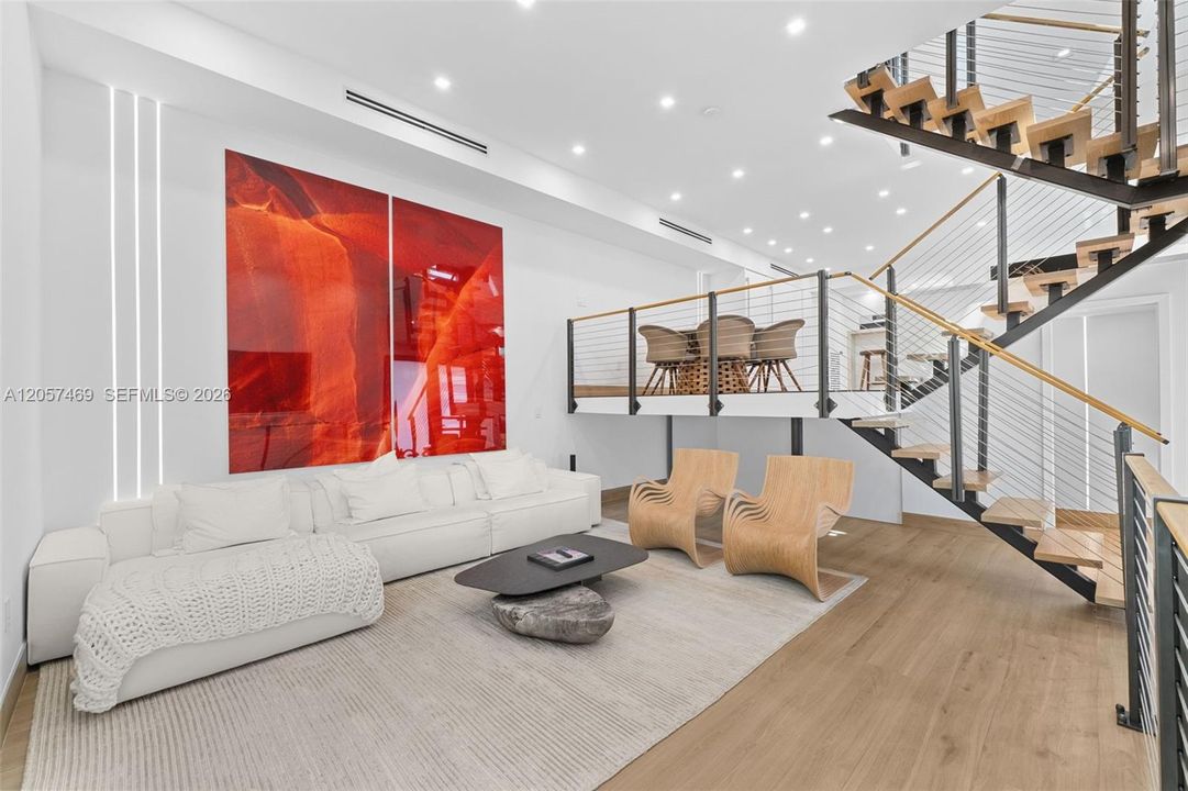 Active With Contract: $8,500 (2 beds, 2 baths, 1460 Square Feet)