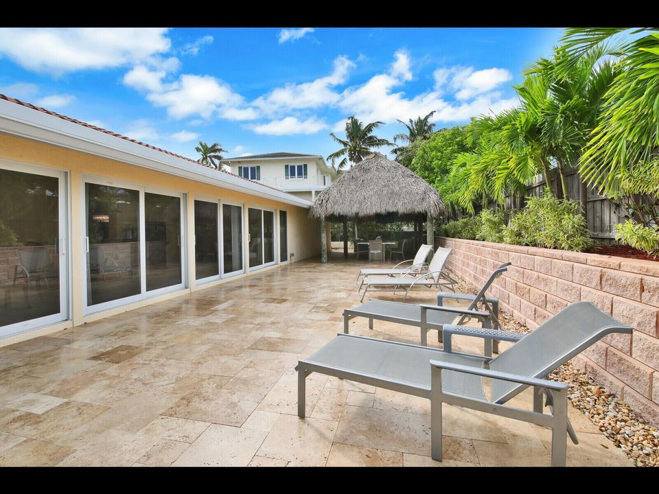 451 PATIO 2