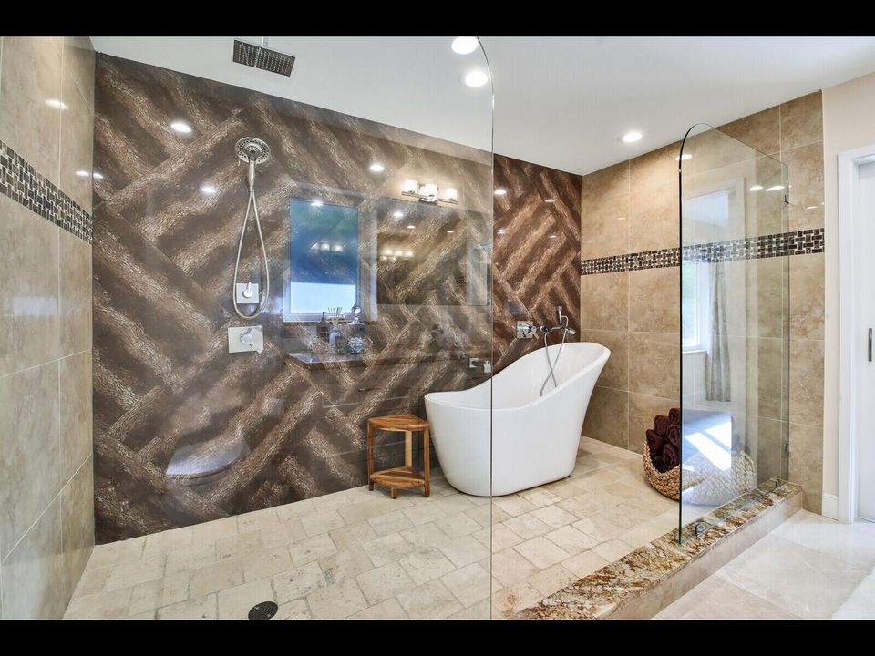 451 PRIMARY BATH 2
