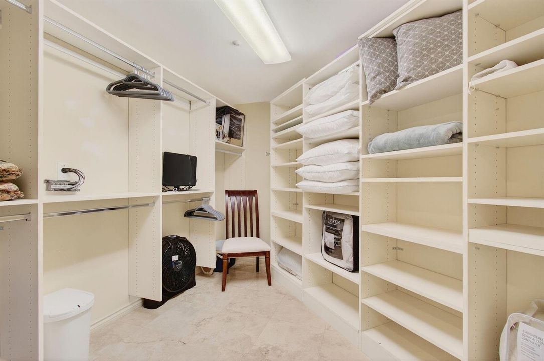 Walk in Closet