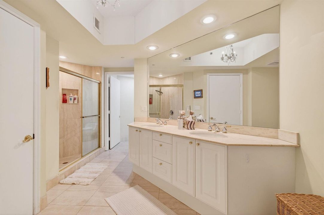 Owners Bathroom