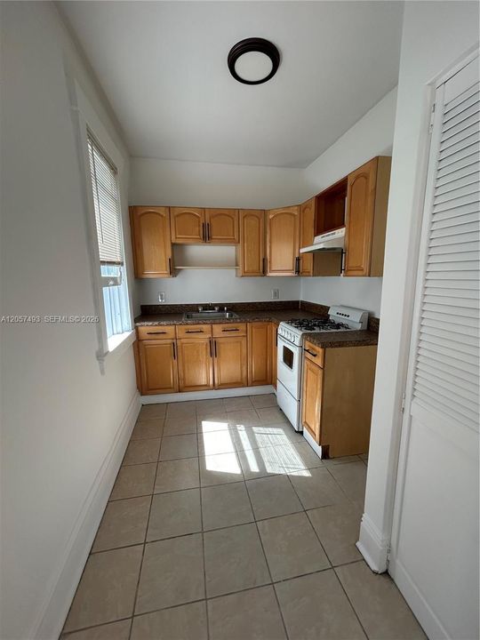 В аренду: $1,550 (1 спален, 1 ванн, 0 Квадратных фут)