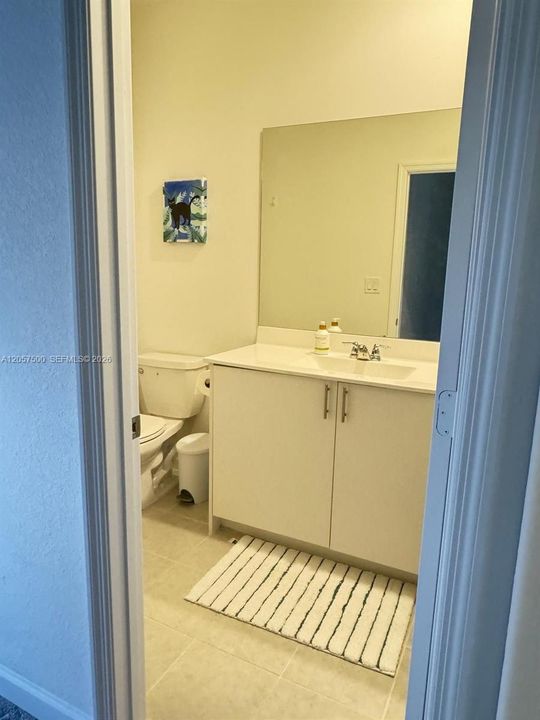 En Renta: $3,300 (3 camas, 2 baños, 1612 Pies cuadrados)