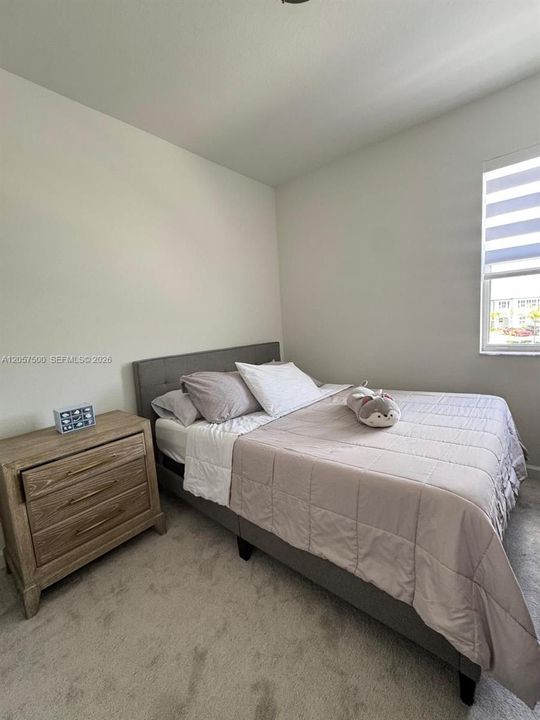 En Renta: $3,300 (3 camas, 2 baños, 1612 Pies cuadrados)