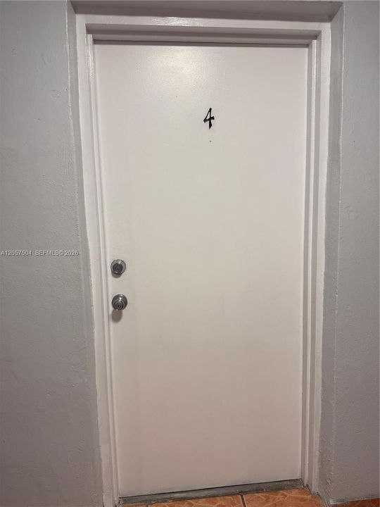 В аренду: $2,300 (2 спален, 1 ванн, 9949 Квадратных фут)