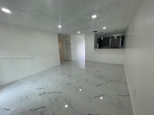 В аренду: $2,750 (2 спален, 1 ванн, 1682 Квадратных фут)