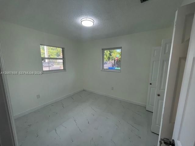 В аренду: $2,750 (2 спален, 1 ванн, 1682 Квадратных фут)