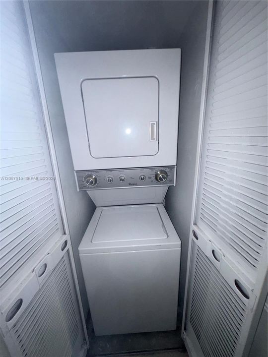 В аренду: $1,650 (0 спален, 1 ванн, 590 Квадратных фут)
