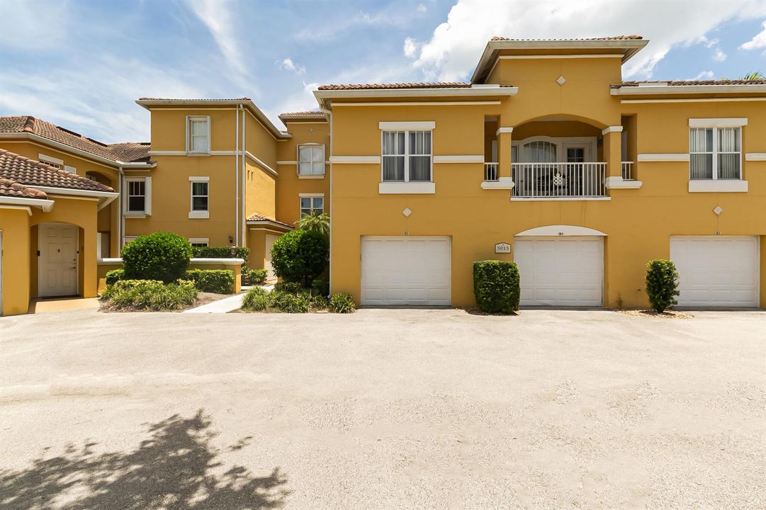 5015 Fairways CIR 305