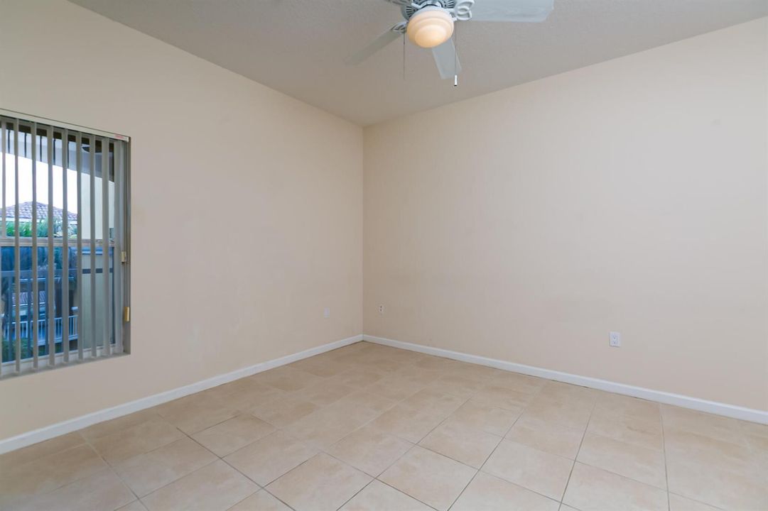 5015 Fairways CIR 305