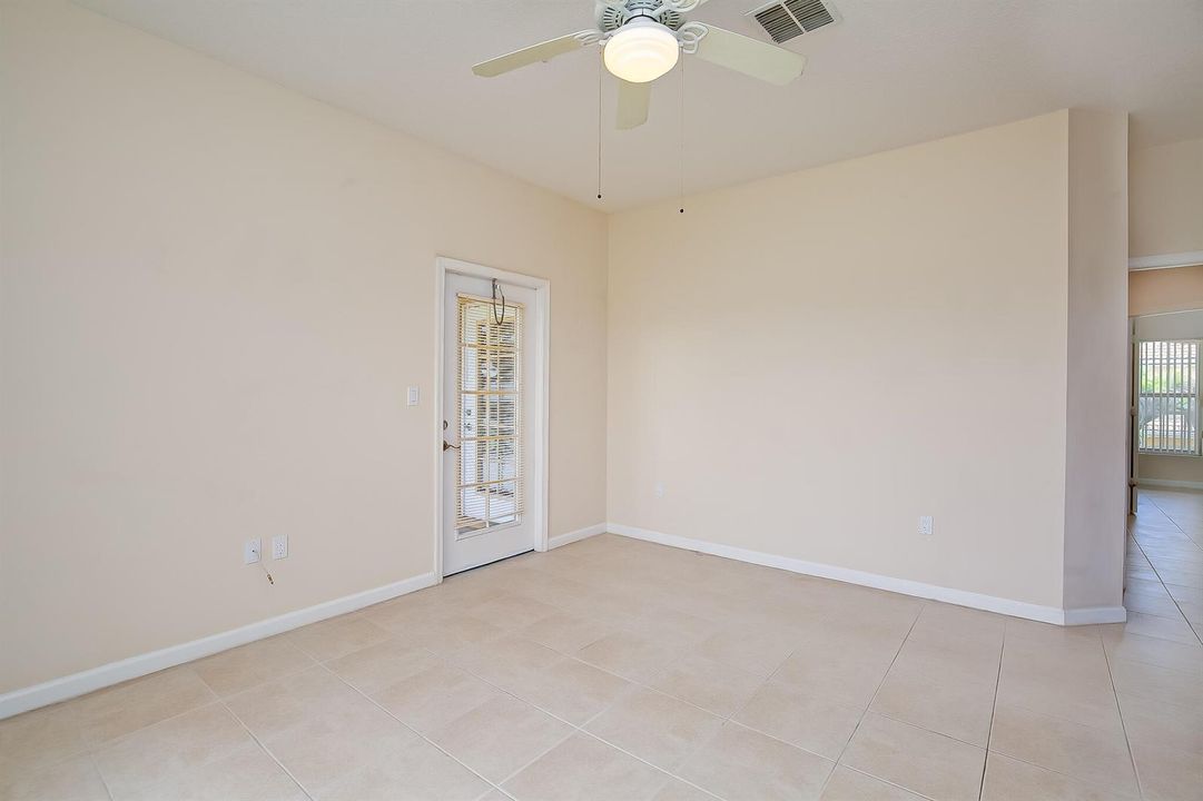 5015 Fairways CIR 305