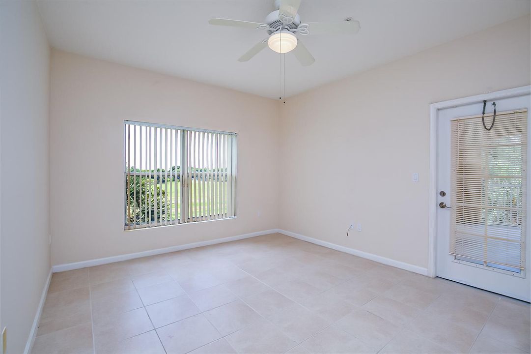 5015 Fairways CIR 305