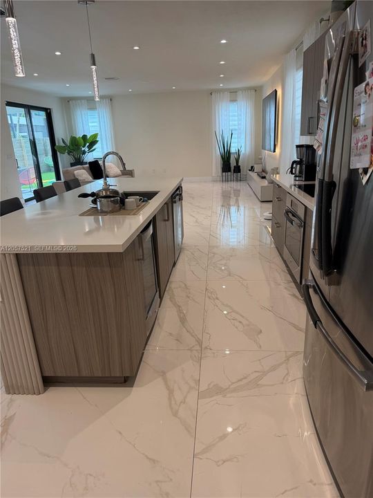 На продажу: $1,399,000 (4 спален, 3 ванн, 2920 Квадратных фут)