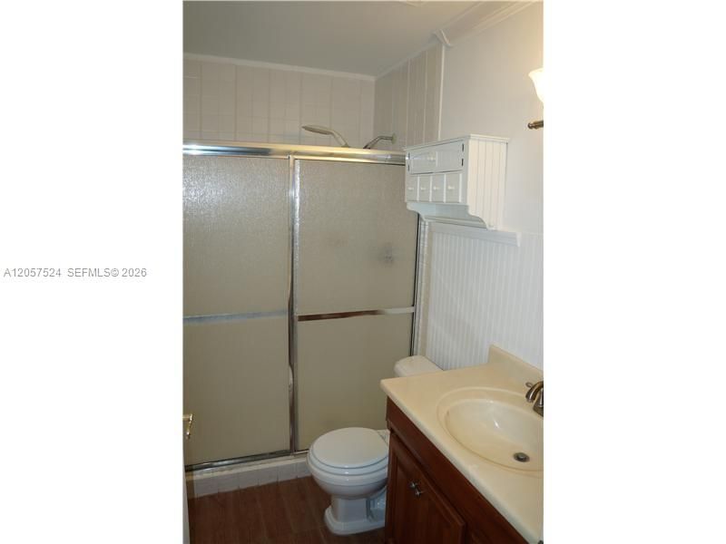 For Rent: $2,650 (2 beds, 2 baths, 976 Square Feet)