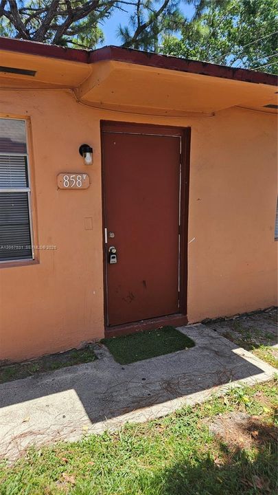 En Renta: $1,775 (2 camas, 1 baños, 900 Pies cuadrados)