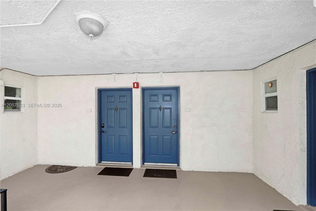 En Venta: $369,000 (2 camas, 1 baños, 805 Pies cuadrados)