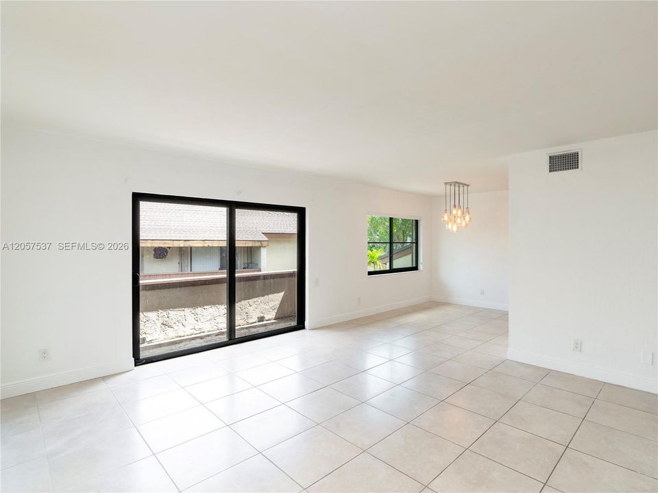 For Rent: $3,200 (3 beds, 2 baths, 1220 Square Feet)
