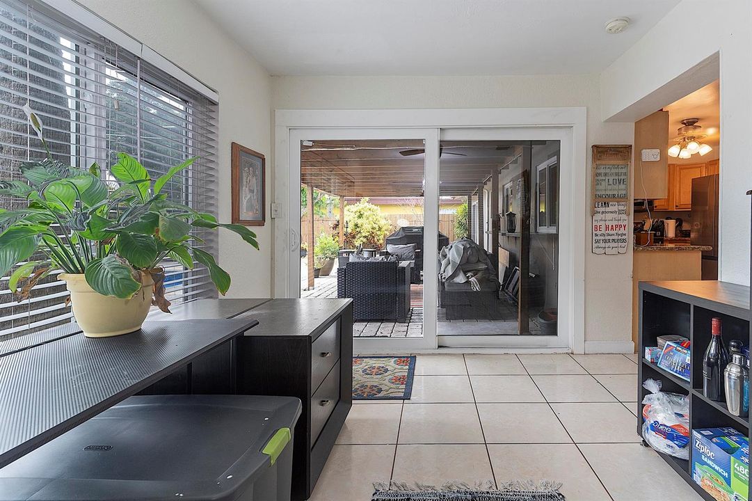 830 SW 1st Ave Pompano Beach - - 023