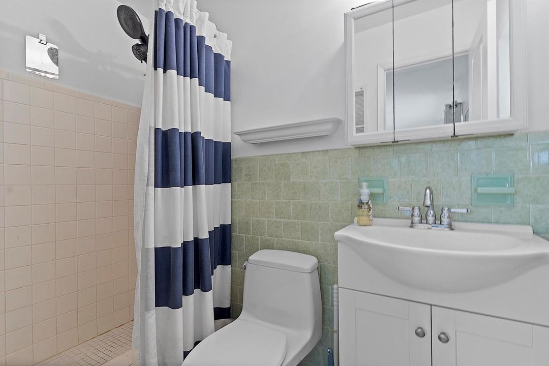 830 SW 1st Ave Pompano Beach - - 032