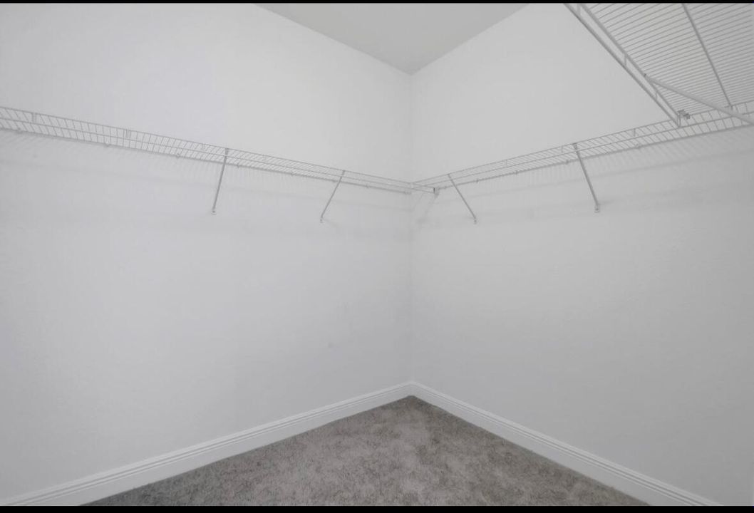 Walk-in closet