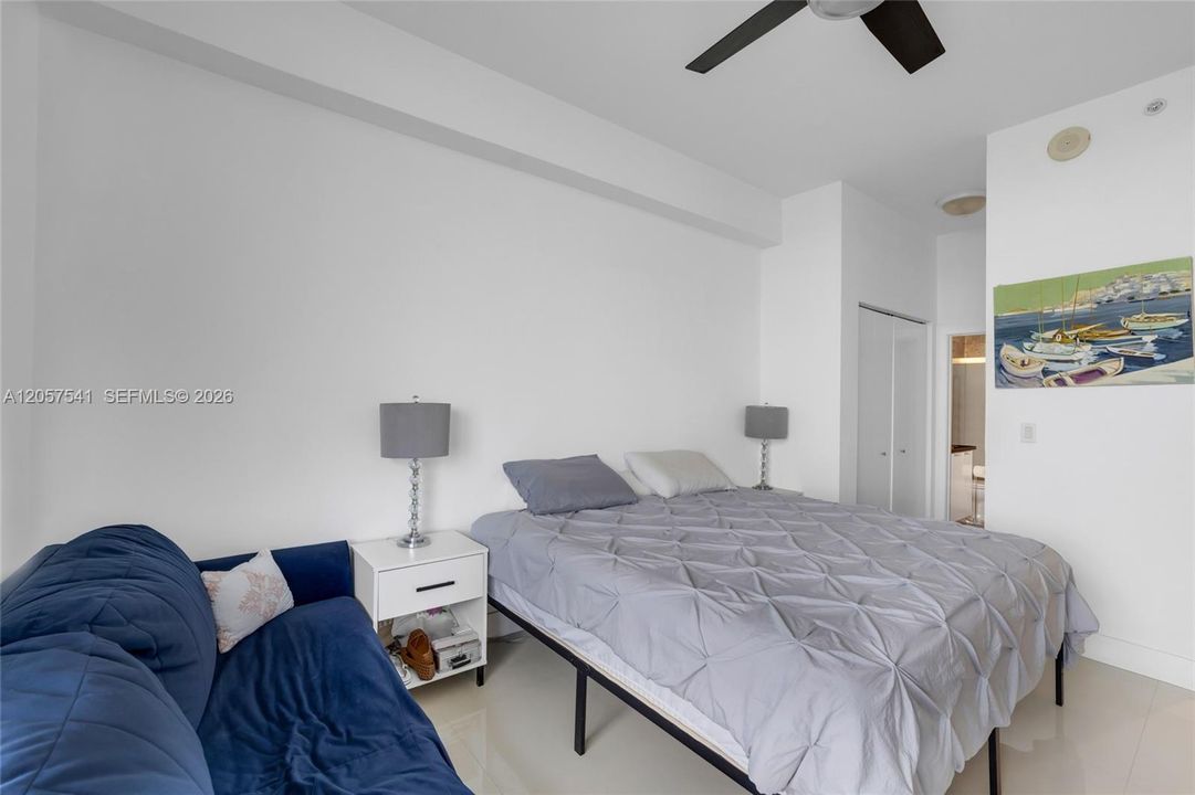 For Rent: $5,000 (2 beds, 2 baths, 1735 Square Feet)