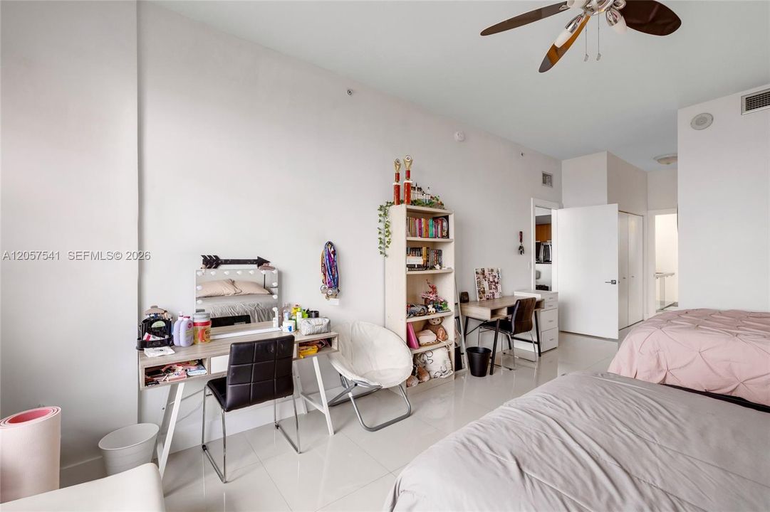 For Rent: $5,000 (2 beds, 2 baths, 1735 Square Feet)